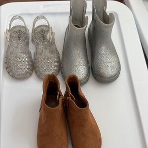 Cat & Jack and gap shoes bundle size 7 and 8